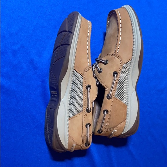 Sperry Top Sider boys tan loafer, brown sole.NWBT - Picture 4 of 6